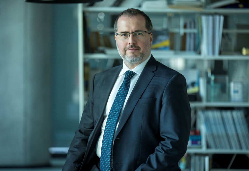 EY Türkiye Risk Danışmanlık Hizmetleri Lideri ve Şirket Ortağı Emre Beşli