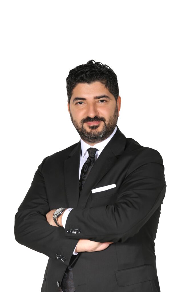 TAV Havalimanları Finans Grup Başkan Yardımcısı (Deputy CFO) Nazım Yaprak