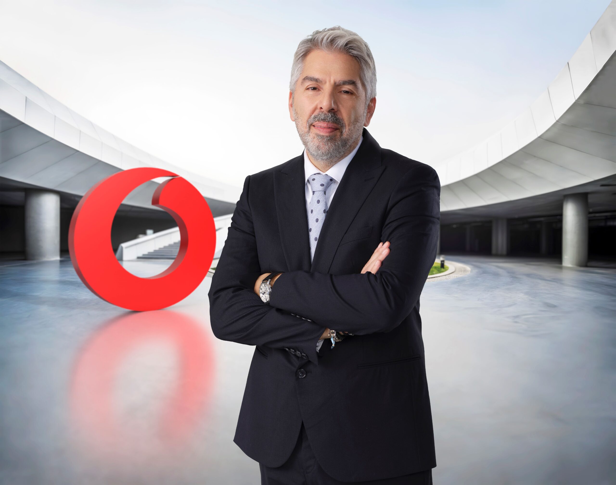 Vodafone Türkiye İcra Kurulu Başkan Yardımcısı Hasan Süel: Geniş kapsama ve yüksek internet hızı, ancak makul ihale bedelleriyle mümkün