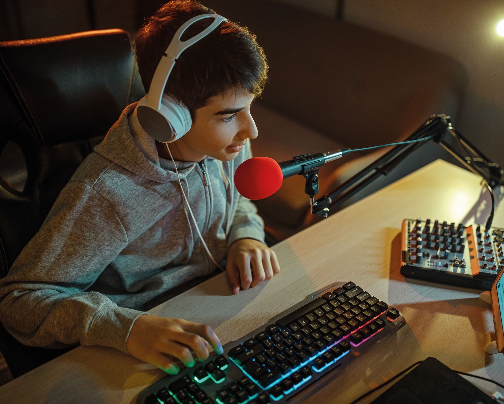 Vodafone ve Nokia, fiber genişbantta gecikmeyi azaltan teknolojiyi ilk kez canlı test etti