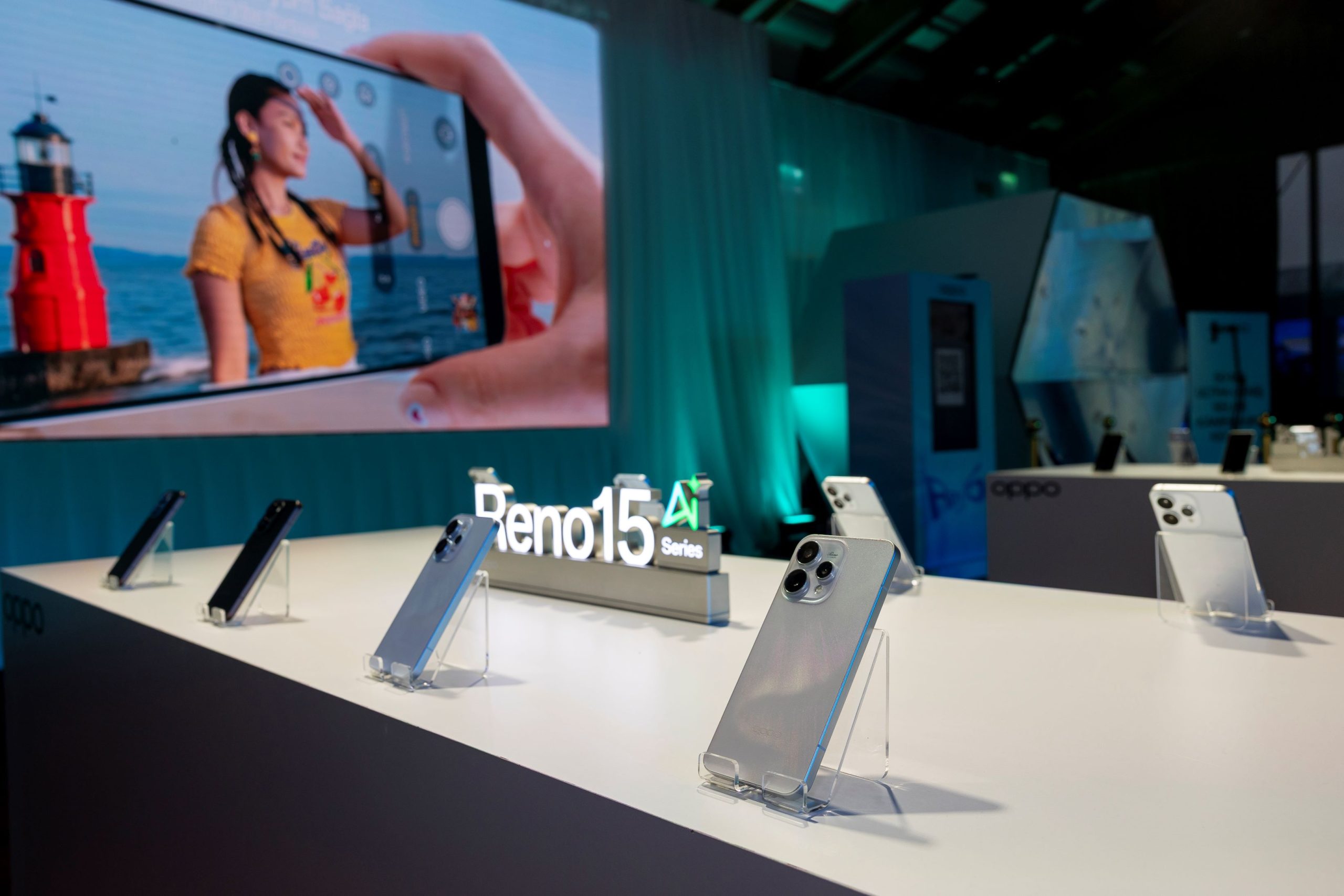 OPPO Reno15 serisi Türkiye’de satışa sunuluyor