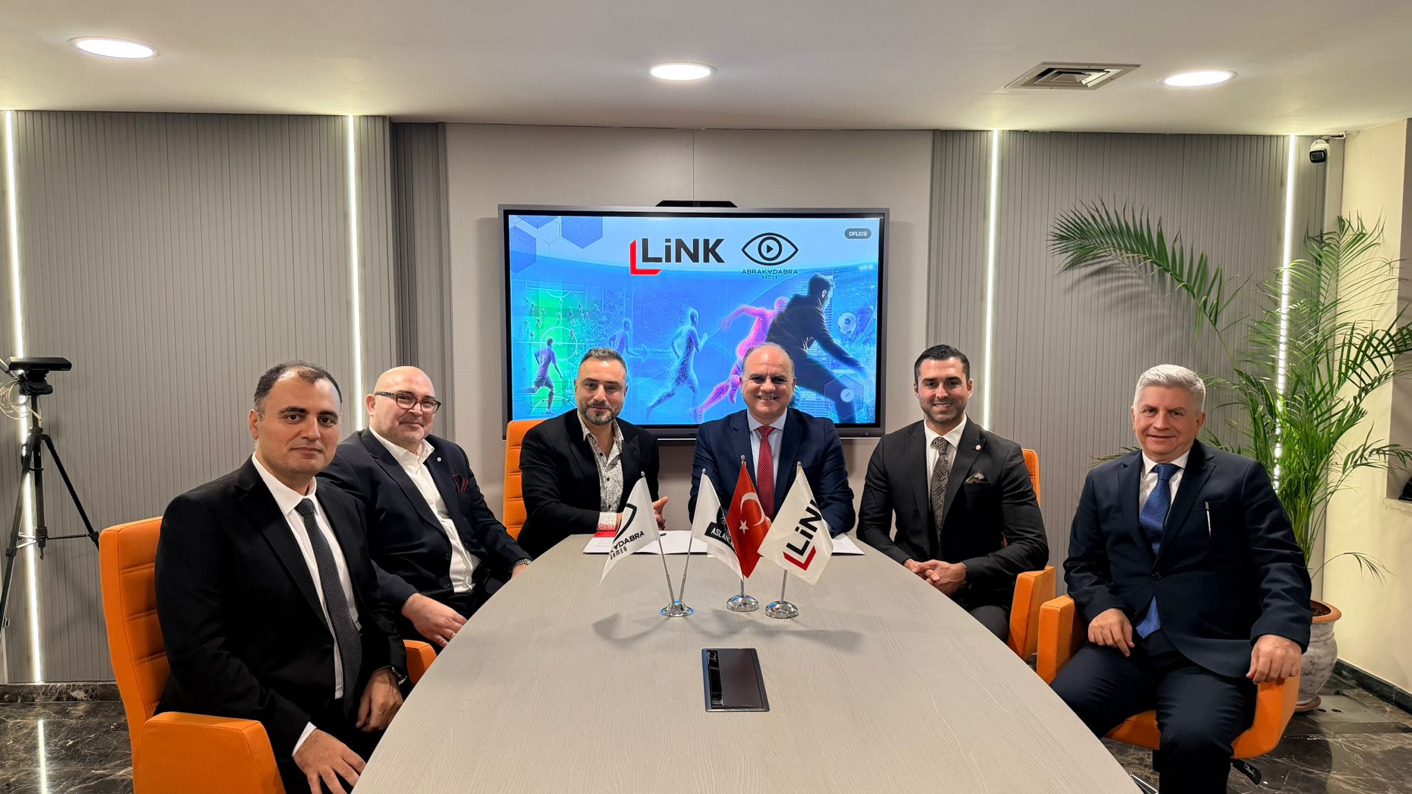 Link Bilgisayar, Abrakadabra Games’e stratejik yatırım yaptı