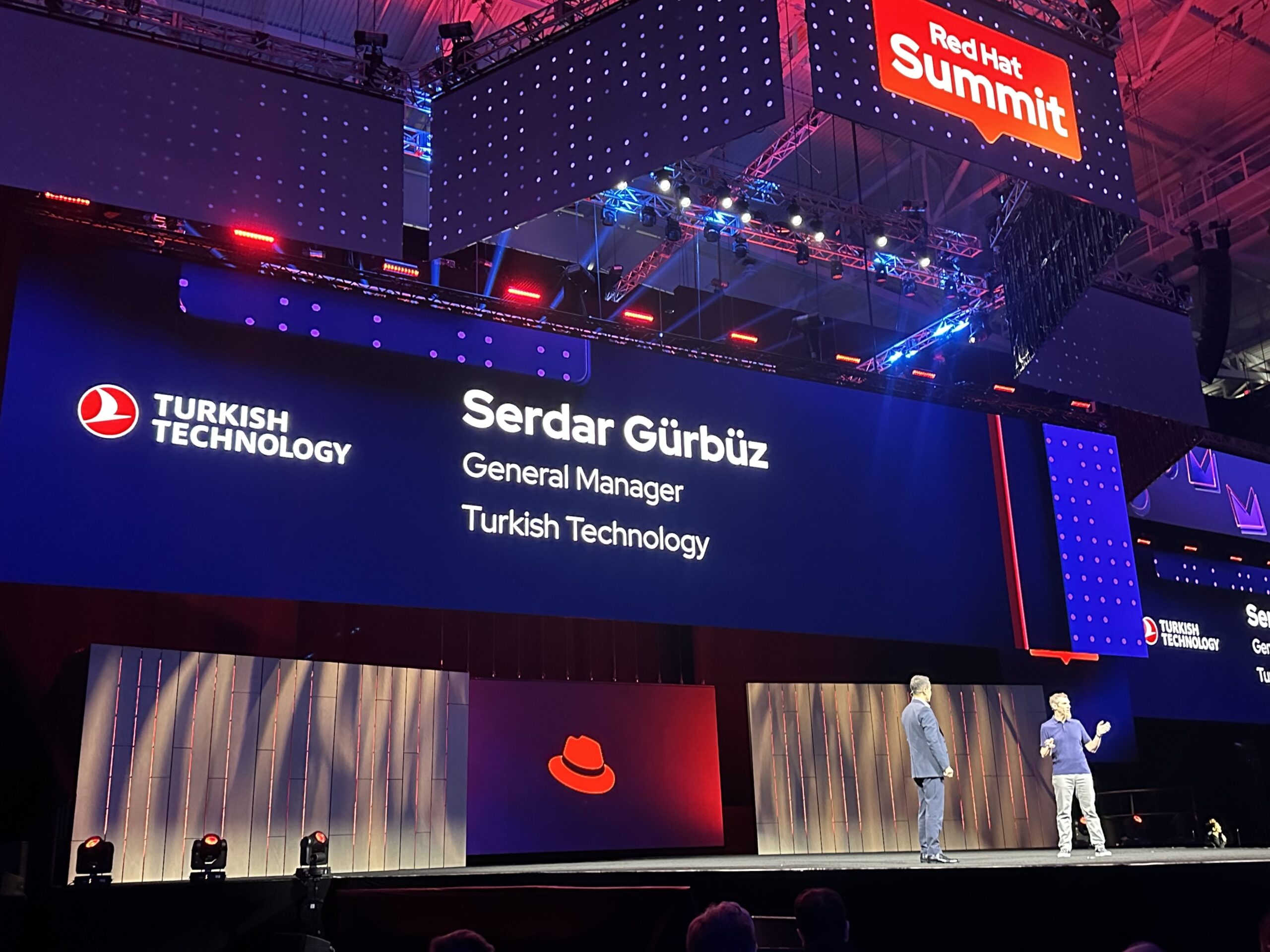 Türk Hava Yolları Red Hat OpenShift AI ile havacılıkta yapay zeka destekli inovasyona öncülük ediyor